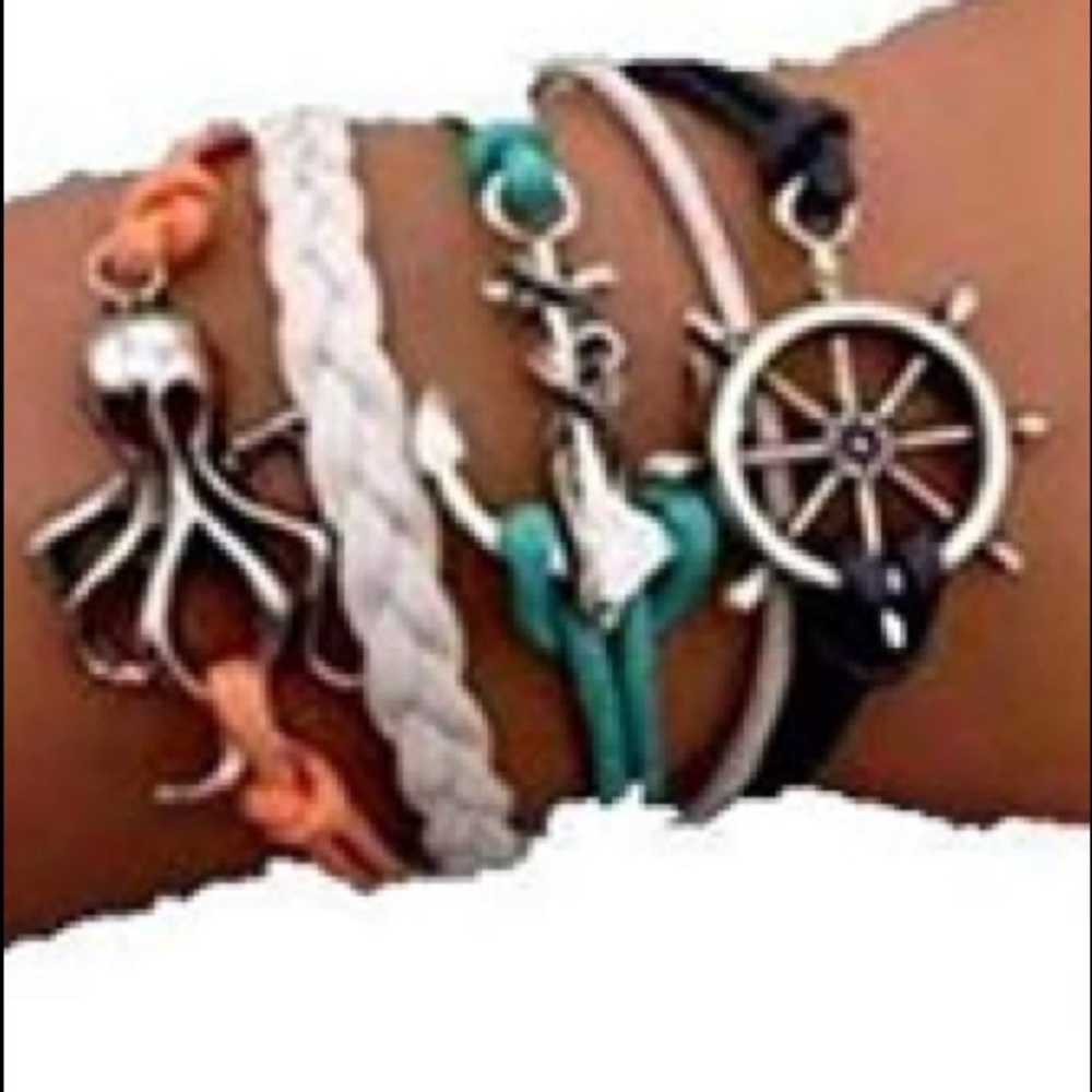 🐙 Women’s Nautical Leather Bracelet